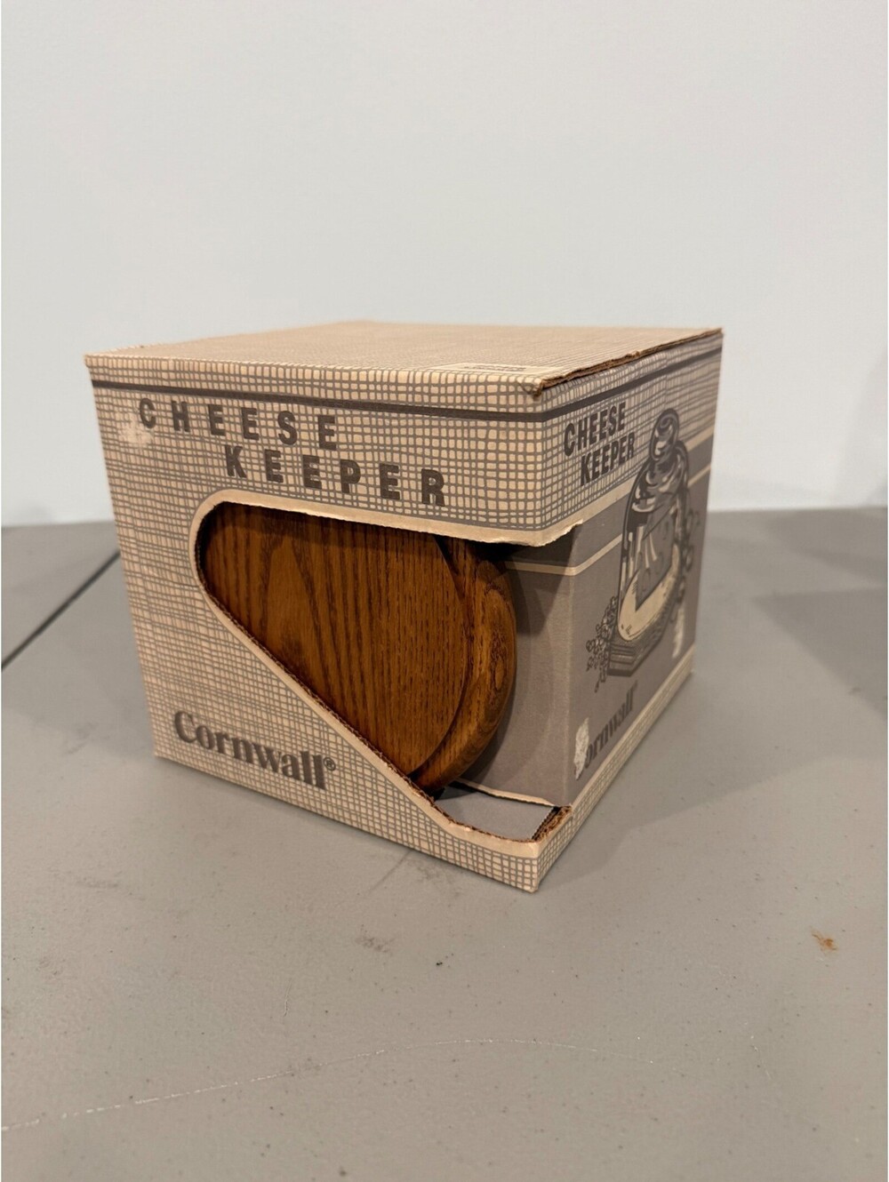 Cornwall Cheese Keeper Wooden Lid